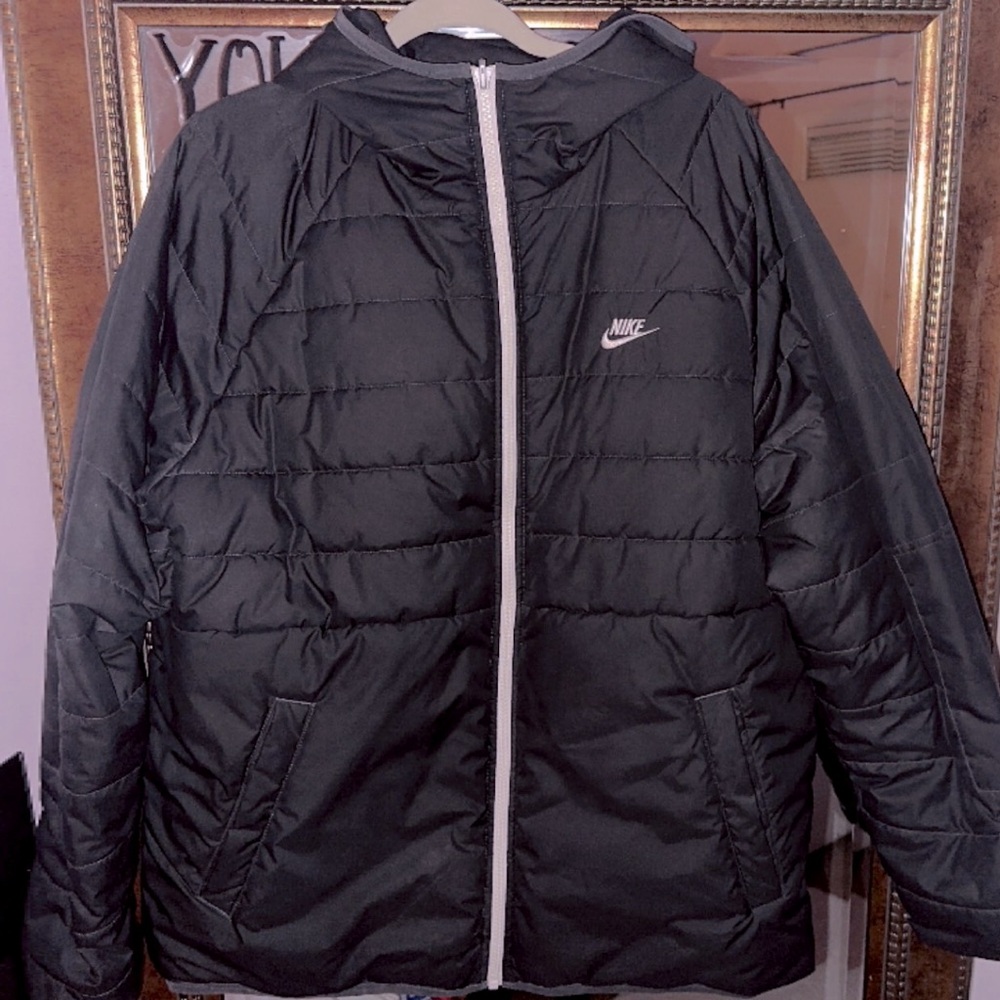 Men size XL Nike coat